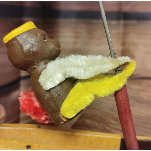Vintage Toys Handmade Jogging Pole Climbing Monkey Collectible - Picture 4 of 4